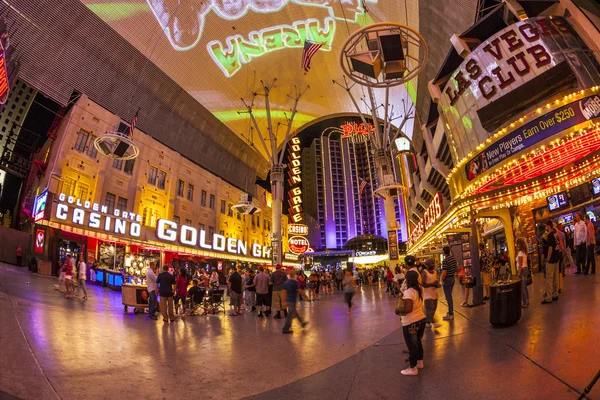 Fremont Street in Las Vegas, Nevada by night — Stock Photo, Image