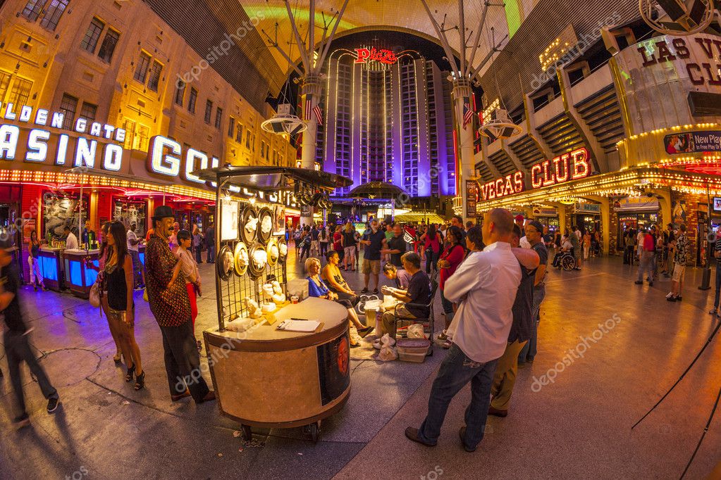 Jogo Na Noite E Ganha Por Las Vegas. Nevada. Fotografia Editorial