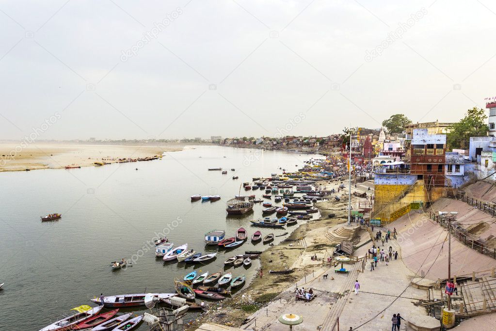 Ganjes river at sunrise, Varanasi, India