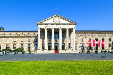 ünlü tarihi casino ve kurhaus Wiesbaden'da