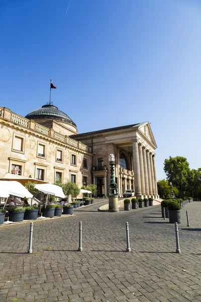 Ünlü tarihi casino ve kurhaus Wiesbaden'da — Stok fotoğraf