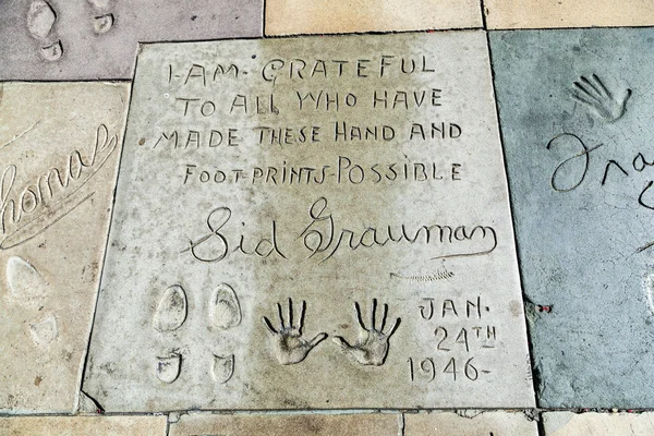 コンクリートのハリウッド大通りで sid グローマンの手形 — ストック写真