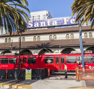 union İstasyonu'na dizel tren geldiğinde