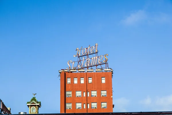 Πρόσοψη του το ιστορικό ξενοδοχείο του Αγίου Ιακώβου σε λαμπτήρας αερίου περιφέρειας στην σαν δ — Φωτογραφία Αρχείου