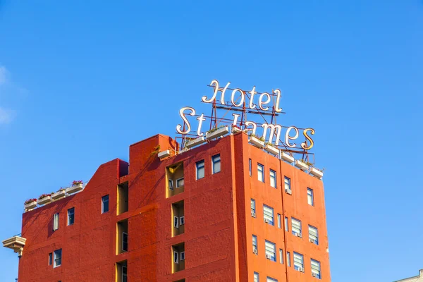 A történelmi hotel St. James gázlámpa kerület San d a homlokzat — Stock Fotó