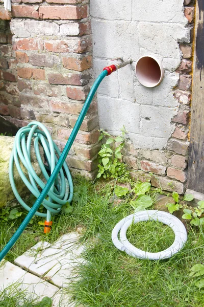 Připojení zahradní hadice — Stock fotografie