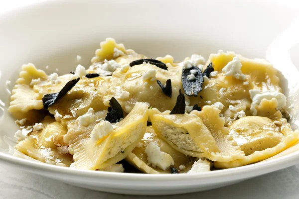 Ravioli with Burnt Sage Butter and Cheese — Stock Photo, Image