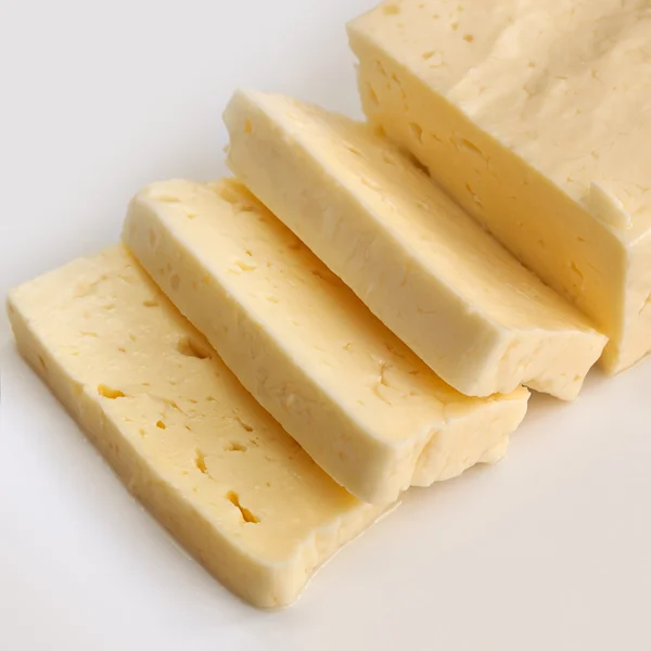 Halloumi sajt felett fehér — Stock Fotó