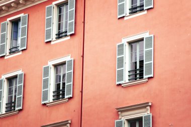 güzel, Windows