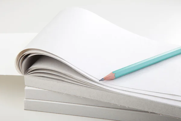Green Pencil and Notebook — Stock Photo, Image