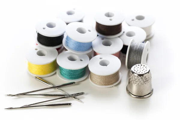 Thread, Needles and Thimble — Stock Photo, Image