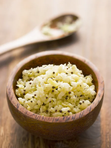 Indian tangy cabbage salad — Stock Photo, Image