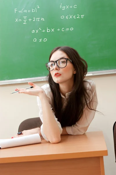 Lehrer im Klassenzimmer — Stockfoto