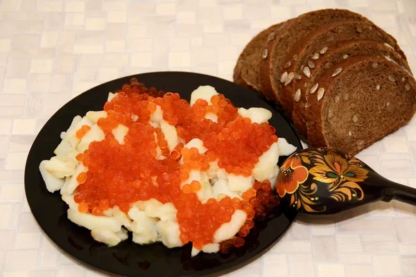 Russian national food caviar and potatoes — Stock Photo, Image