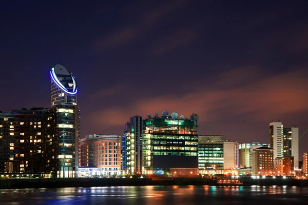 伦敦城市一般地平线在晚上 — 图库照片