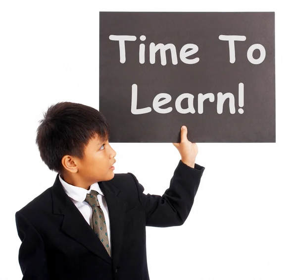 Время учиться Знак показывает обучение или учеба сейчас — стоковое фото