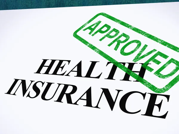 Formulario aprobado por el seguro de salud muestra aplicación médica exitosa Fotos De Stock