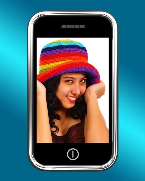Happy Smiling Teenage Girl Photo On Mobile Phone — Stock Photo, Image