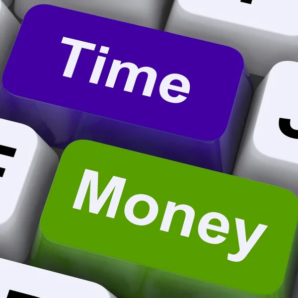 As horas da mostra das chaves do dinheiro do tempo são mais importantes do que a riqueza — Fotografia de Stock
