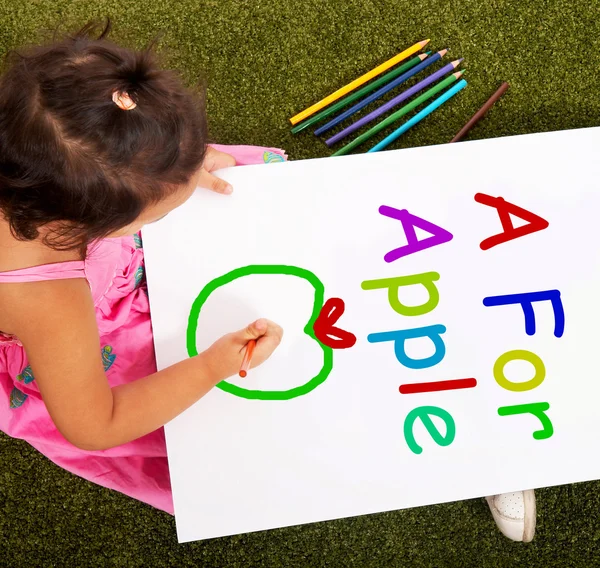 Escrita menina Apple mostra criança aprendendo alfabeto — Fotografia de Stock