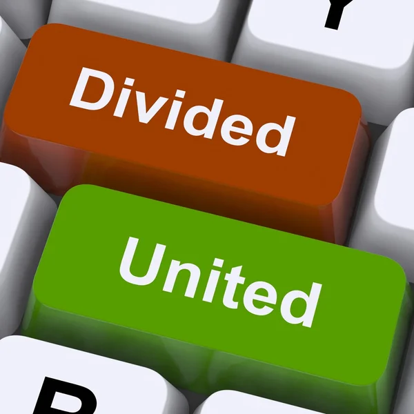 Divided And United Keys Show Partnership Or Teamwork — Stock Photo, Image