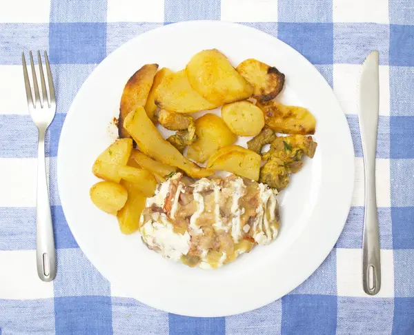 stock image Slices of fried potato with pork