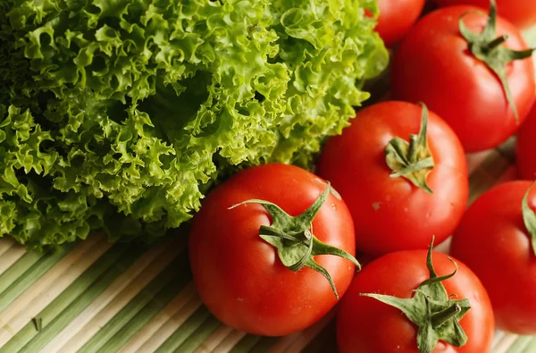 Tomates frescos — Fotografia de Stock