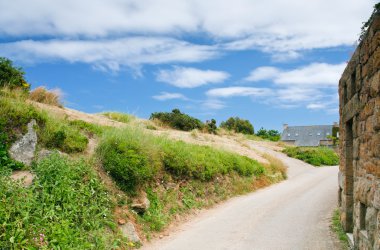 breton Village Road