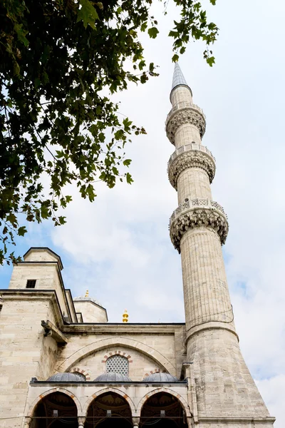 Minarete de mezquita —  Fotos de Stock