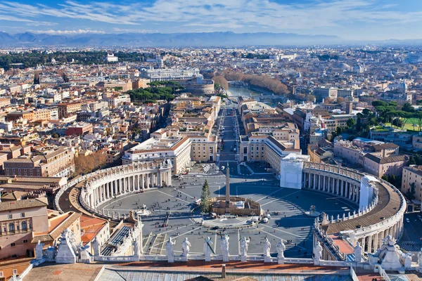 Visa på Peterskyrkan square, Rom — Stockfoto