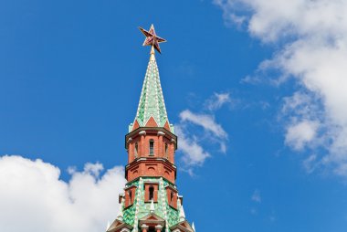 Moskova kremlin kule üzerinde star