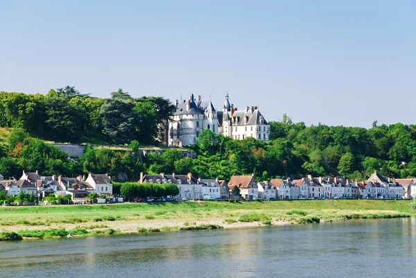 Riverside town Amboise on bank of Loire, France — Stock Photo, Image