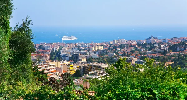 Vista de la ciudad de Cannes y Costa Azul — Foto de Stock