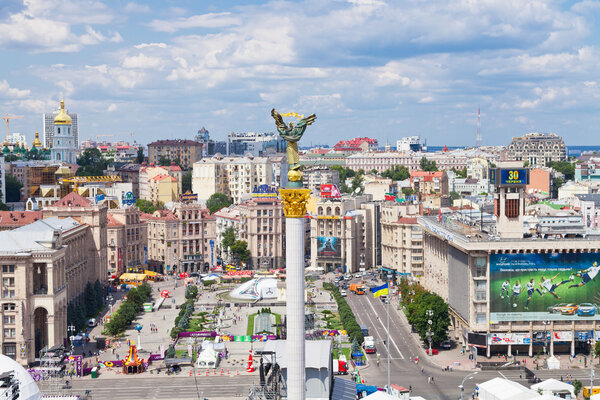 Площадь Независимости - центральная площадь Киева, Украина
