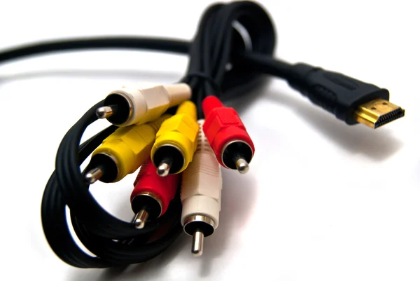 Coloridos cables HDMI y de cortesía —  Fotos de Stock