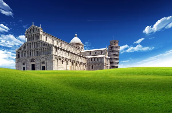 Pisa Katedrali ve kule — Stok fotoğraf