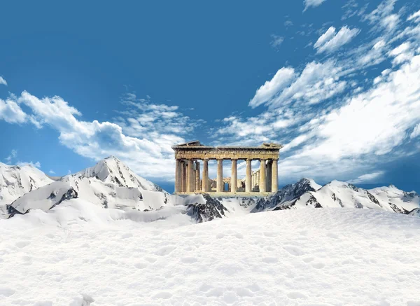 Phartenon, Greek, among the mountains with snow — Stock Photo, Image