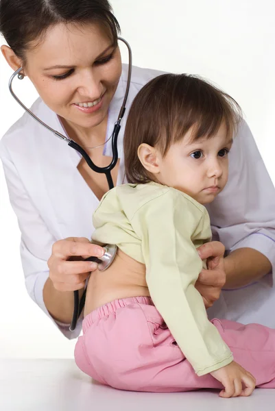 Enfermera trabaja con niño —  Fotos de Stock