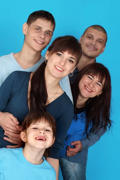 Caucasiano feliz bela família composta por cinco toget — Fotografia de Stock