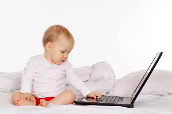 Beautiful child to learn to work — Stock Photo, Image