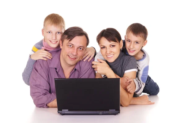 Rodziny z komputera — Zdjęcie stockowe