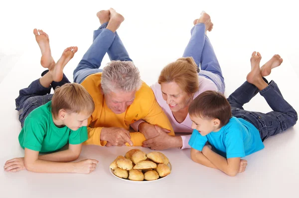 Família e pães — Fotografia de Stock