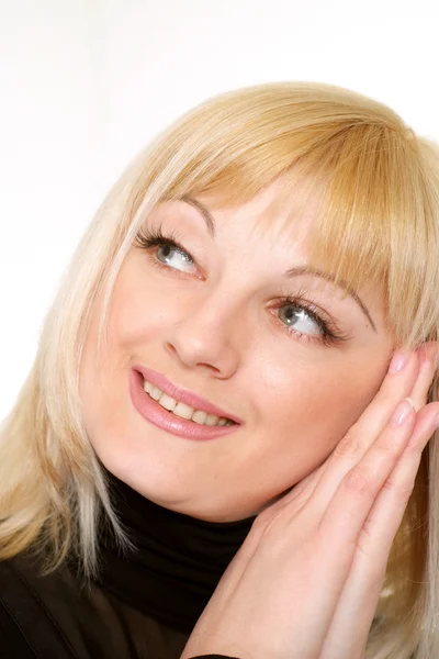 Portret van een mooie blijdschap blonde Kaukasische vrouw — Stockfoto