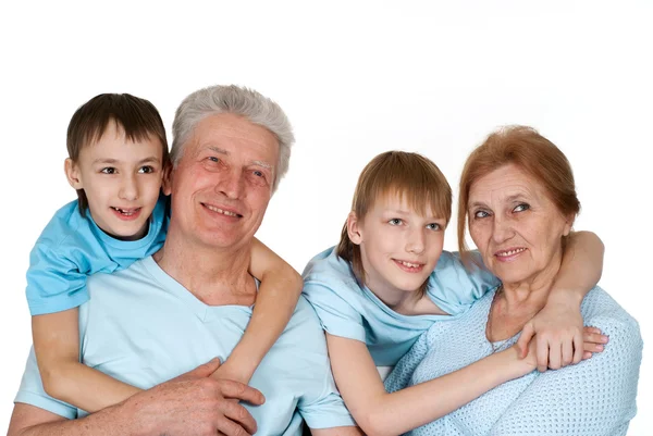 Felices abuelos caucásicos con buenos hijos engañados — Foto de Stock