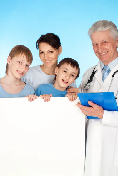 Caucasian aged doctor with a patient — Stock Photo, Image