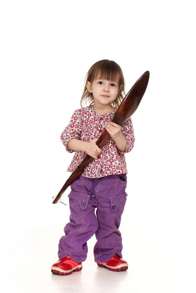 Das glückliche kleine Mädchen gönnt sich einen schönen Kaukasier mit spa — Stockfoto