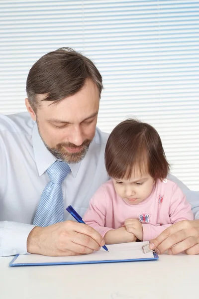 A adult Caucasian father and daughter — Stock Photo, Image
