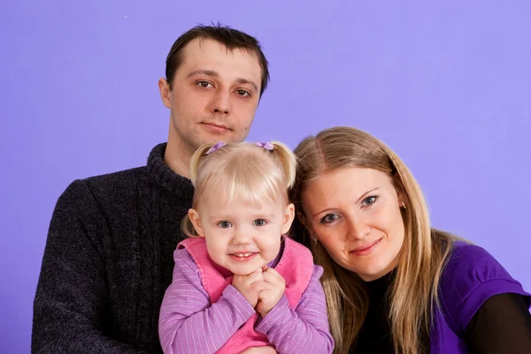Щаслива сім'я з трьох — стокове фото
