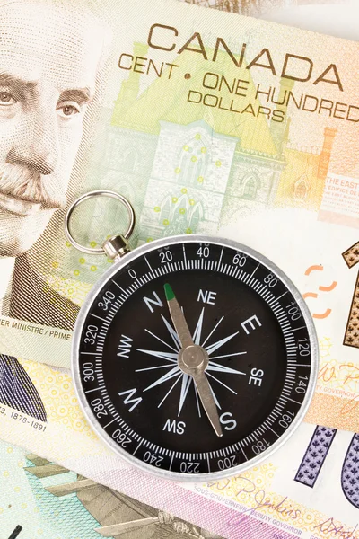 Kompas en Canadese dollar — Stockfoto