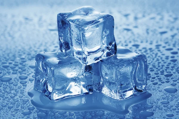 Ice cubes. — Stock Photo, Image